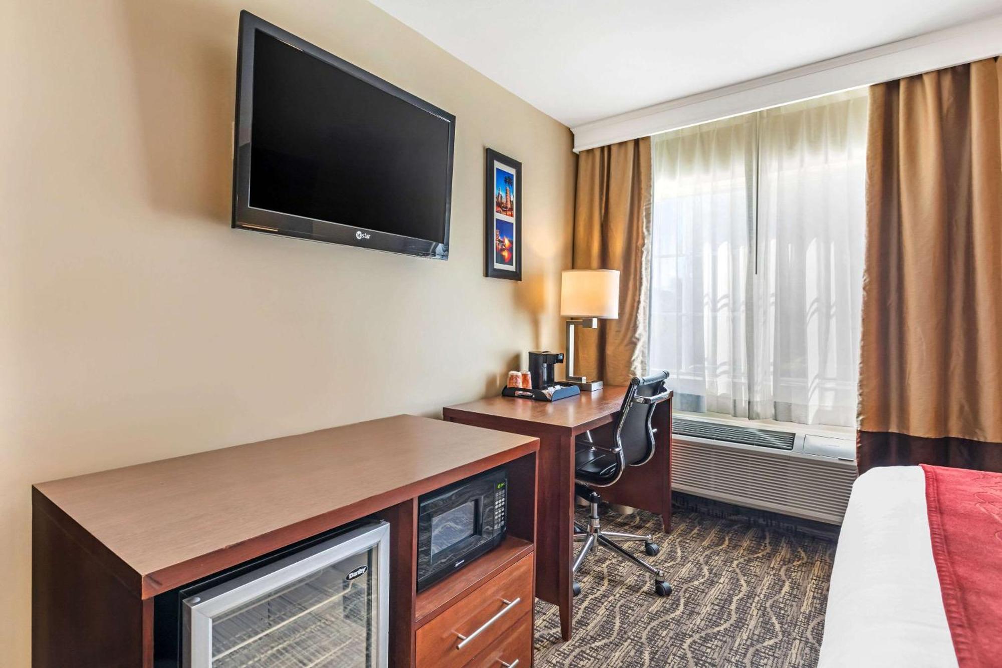 Comfort Inn Monterey Park - Los Angeles Exterior photo